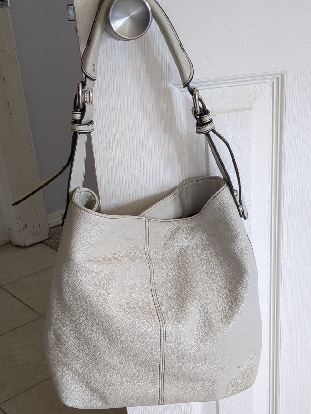 Tignanello Leather Hobo Shoulder Bag